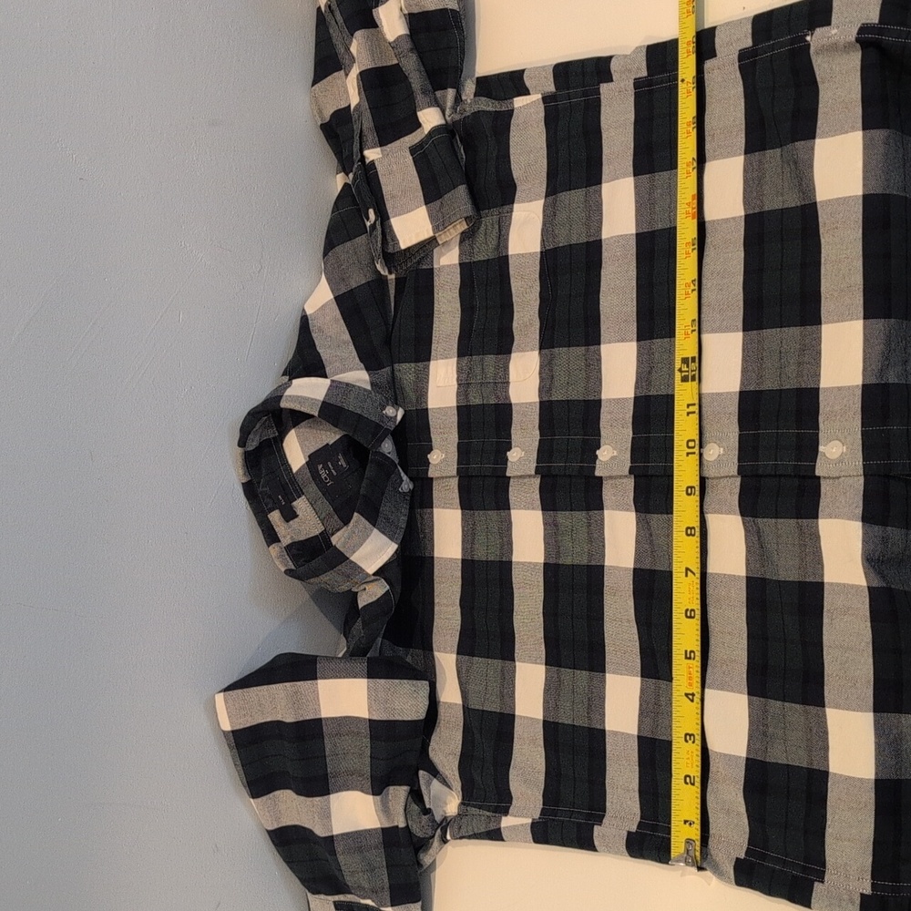 J. Crew Men's Medium Slim Fit Oxford Long Sleeve Button Down Shirt Style #C4283 - Picture 12 of 15